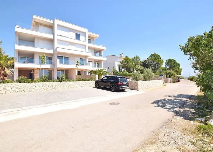 Apartamento Branimir Mandre